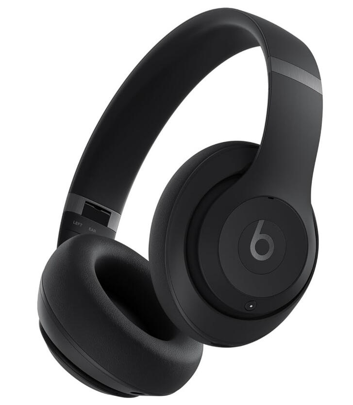 __Beats Studio Pro Wireless Headphones__ **CASA PIC** — Premium wireless noise-cancelling headphones designed for comfort, cl